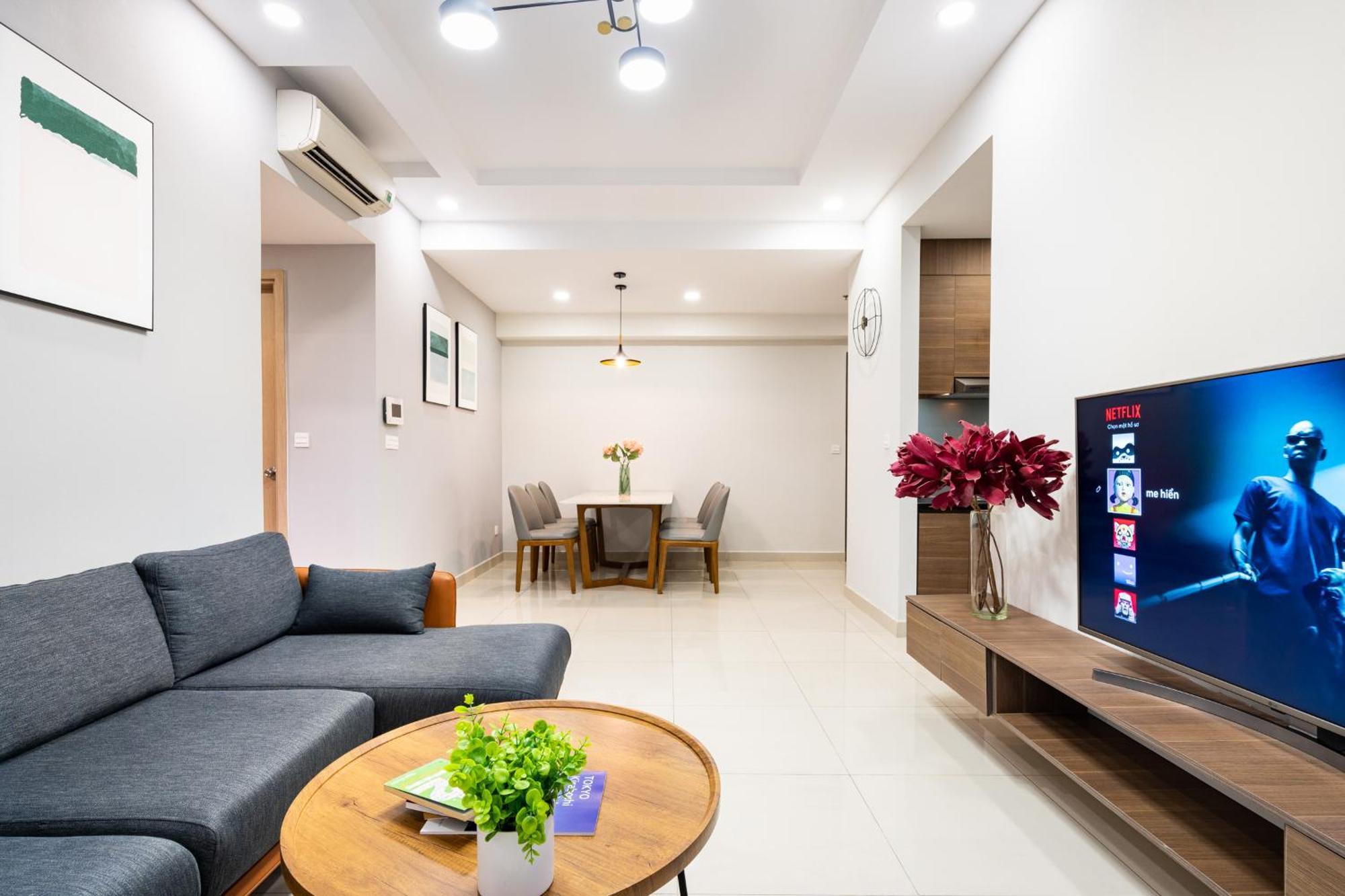 Min' - Rivergate Downtown Bui Vien - Free Pool Căn hộ *
